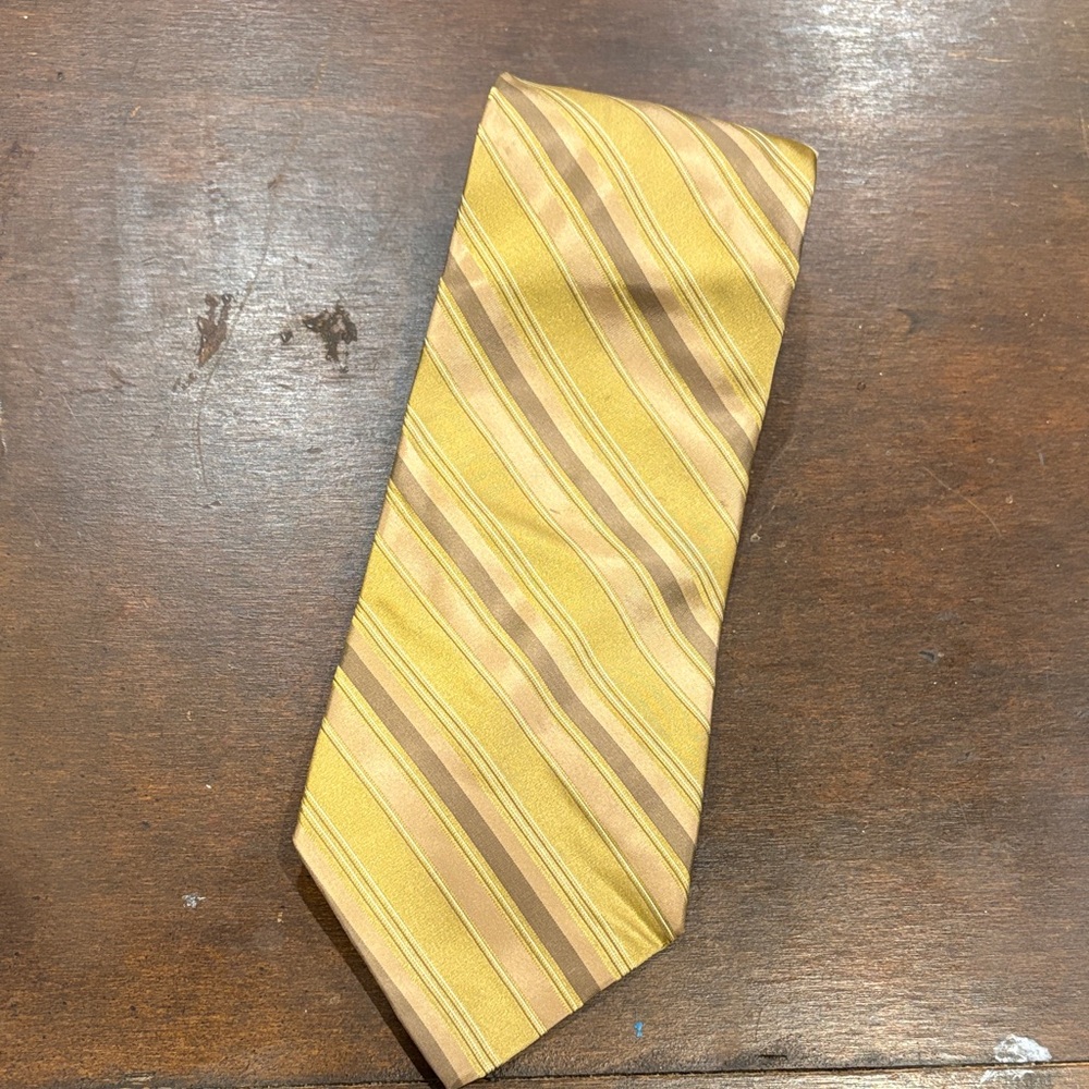Ike Behar Gold and Tan Striped Tie